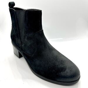 Clarks Nevella Bell Black Daim Noir Distressed Leather Suede Boots 9